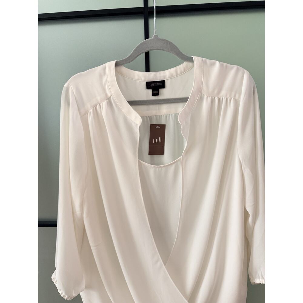 J.Jill Cream Split Front Surplice Top L Large NWT Crepe 3/4 Sleeve Blouse - Picture 3 of 11